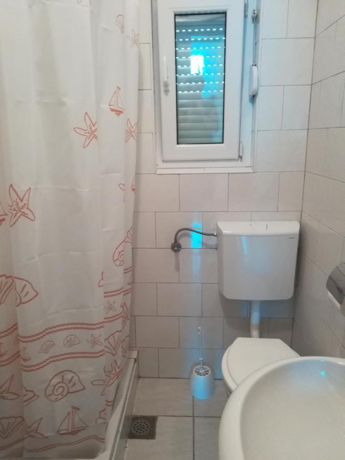 Apartman Volarevic Donji Karin المظهر الخارجي الصورة