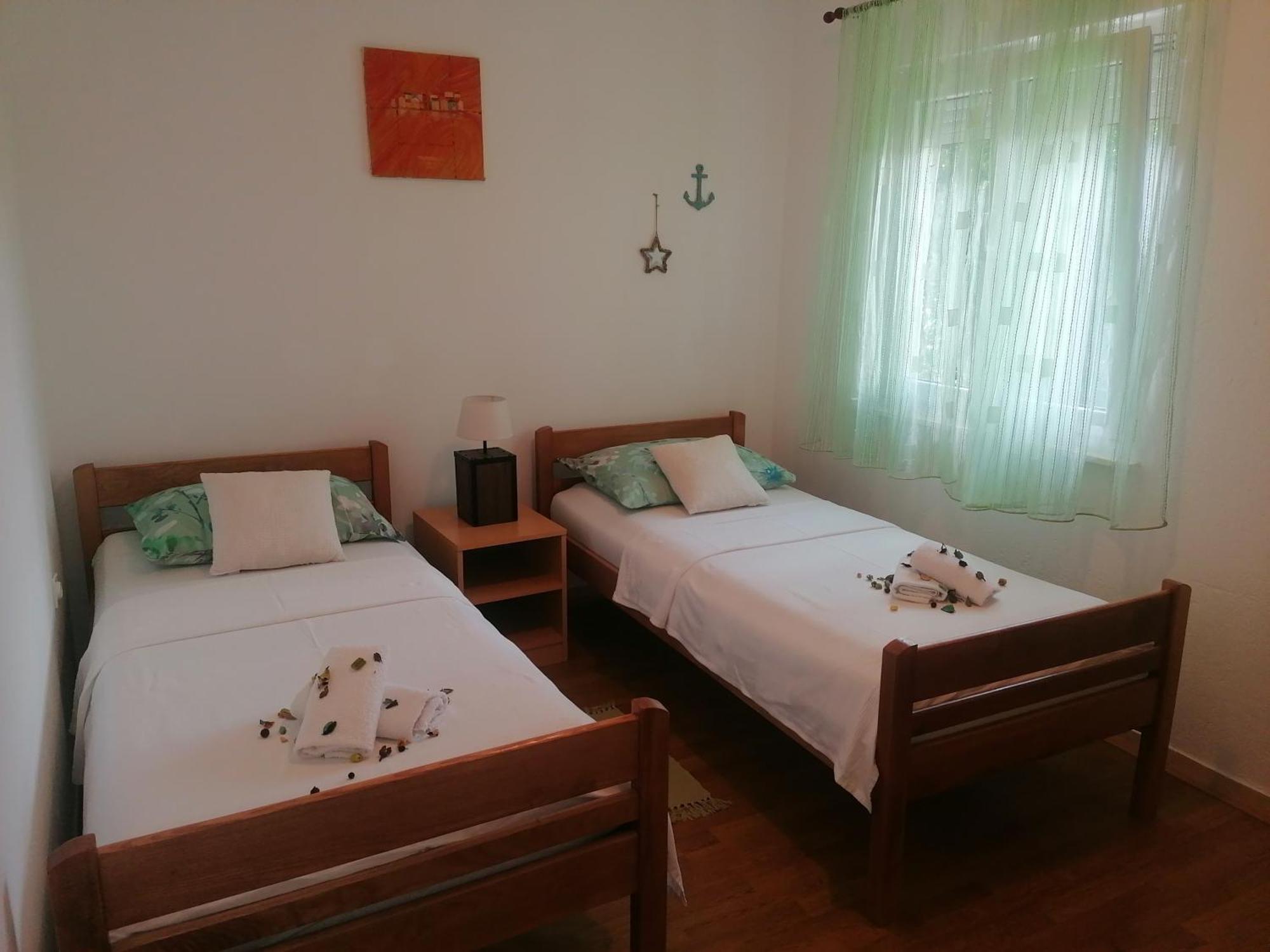 Apartman Volarevic Donji Karin المظهر الخارجي الصورة